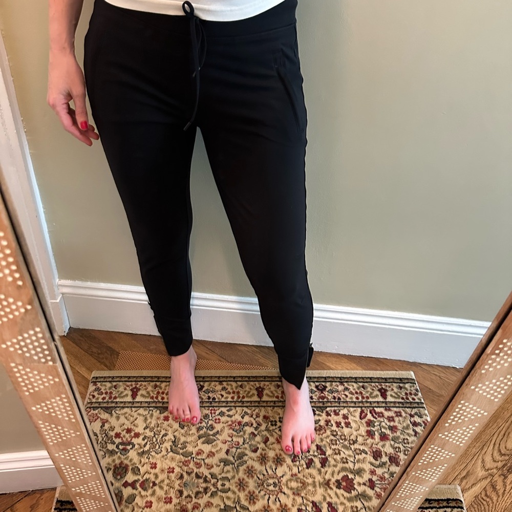 Athleta pull on pants with small zip on both legs, size small
